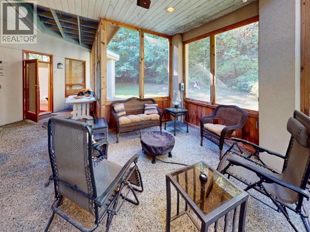 7734 MC AULAY ROAD, Powell River