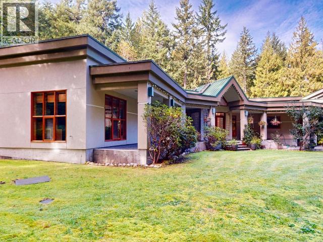 7734 MC AULAY ROAD, Powell River