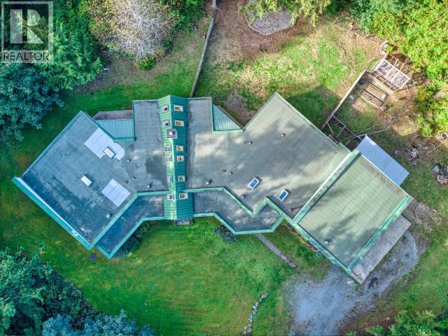 7734 MC AULAY ROAD, Powell River
