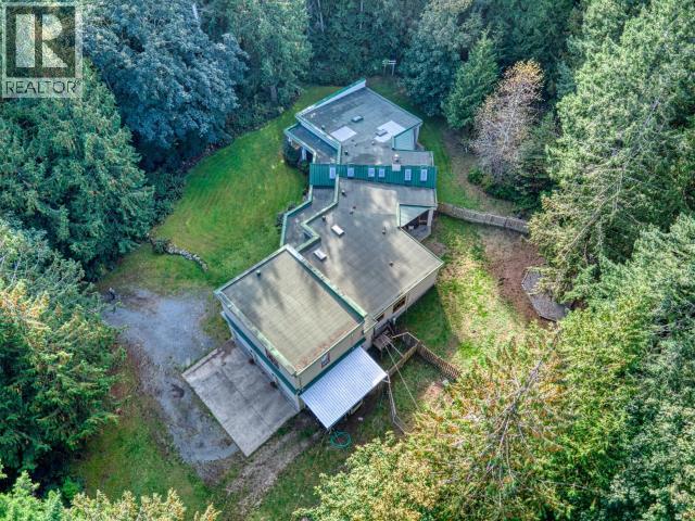 7734 MC AULAY ROAD, Powell River