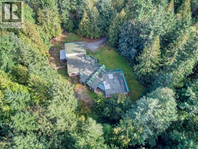 7734 MC AULAY ROAD, Powell River