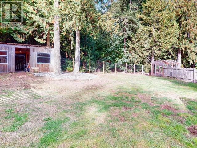7734 MC AULAY ROAD, Powell River