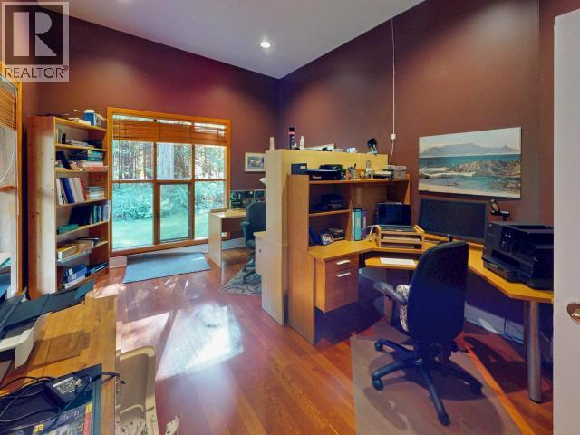 7734 MC AULAY ROAD, Powell River