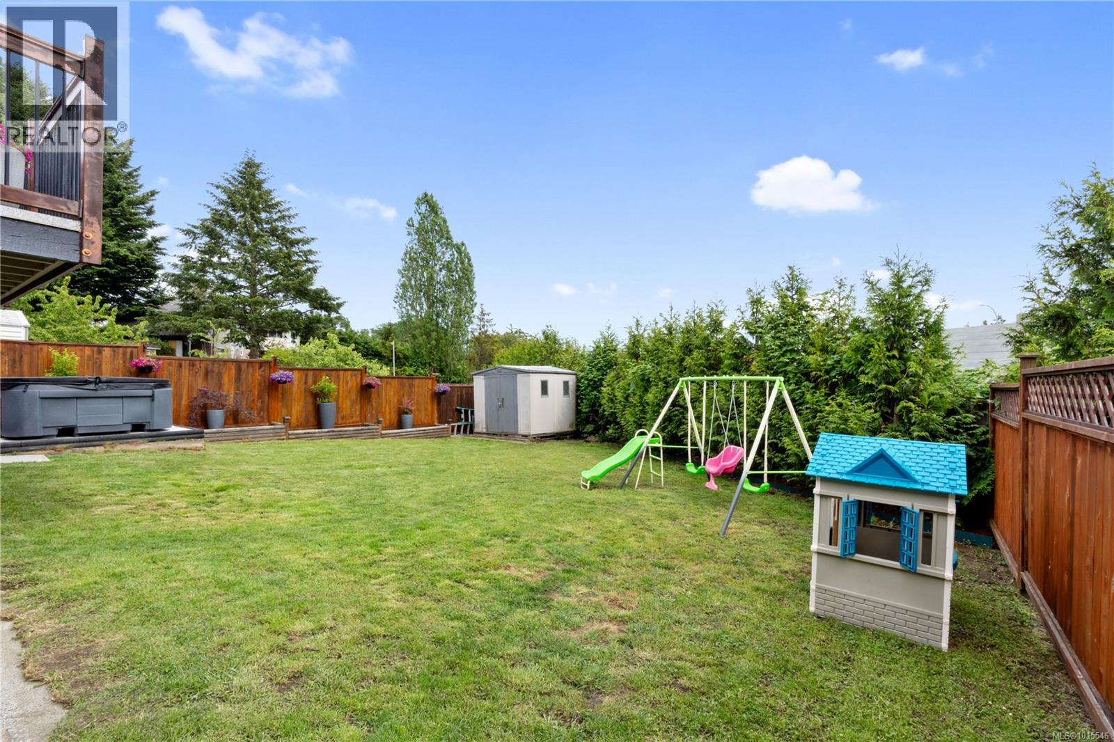  3235 Admirals Road, Saanich