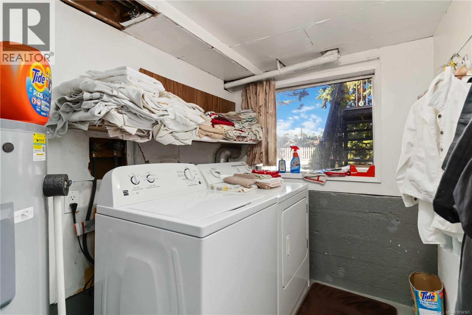 966 Jenkins Avenue, Langford