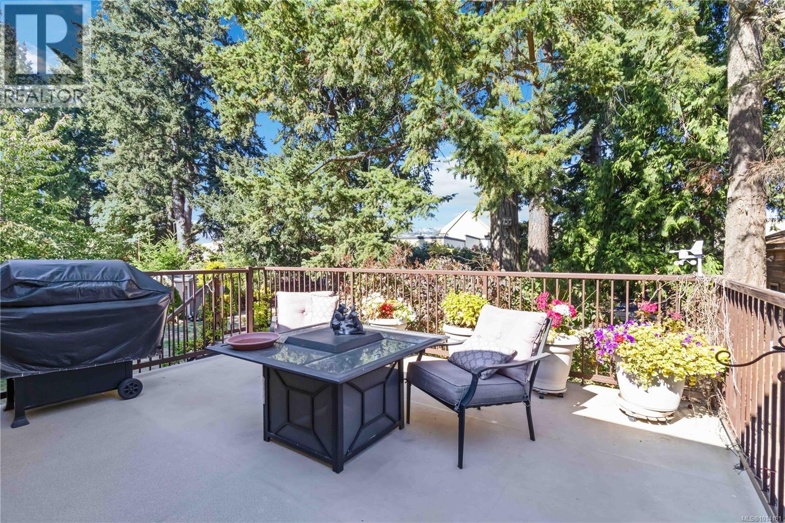  966 Jenkins Avenue, Langford