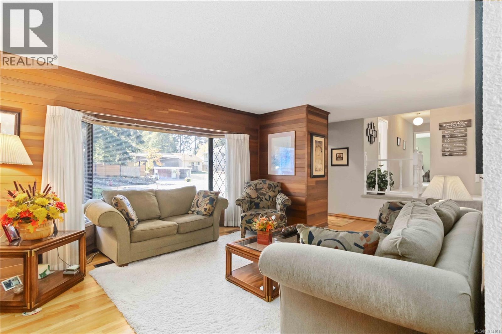  966 Jenkins Avenue, Langford
