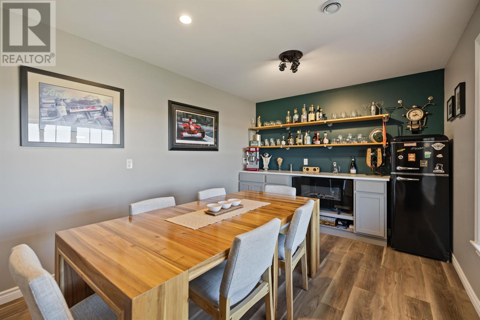 Single Family House for Sale in  BUCHANAN Road Mount Royal 