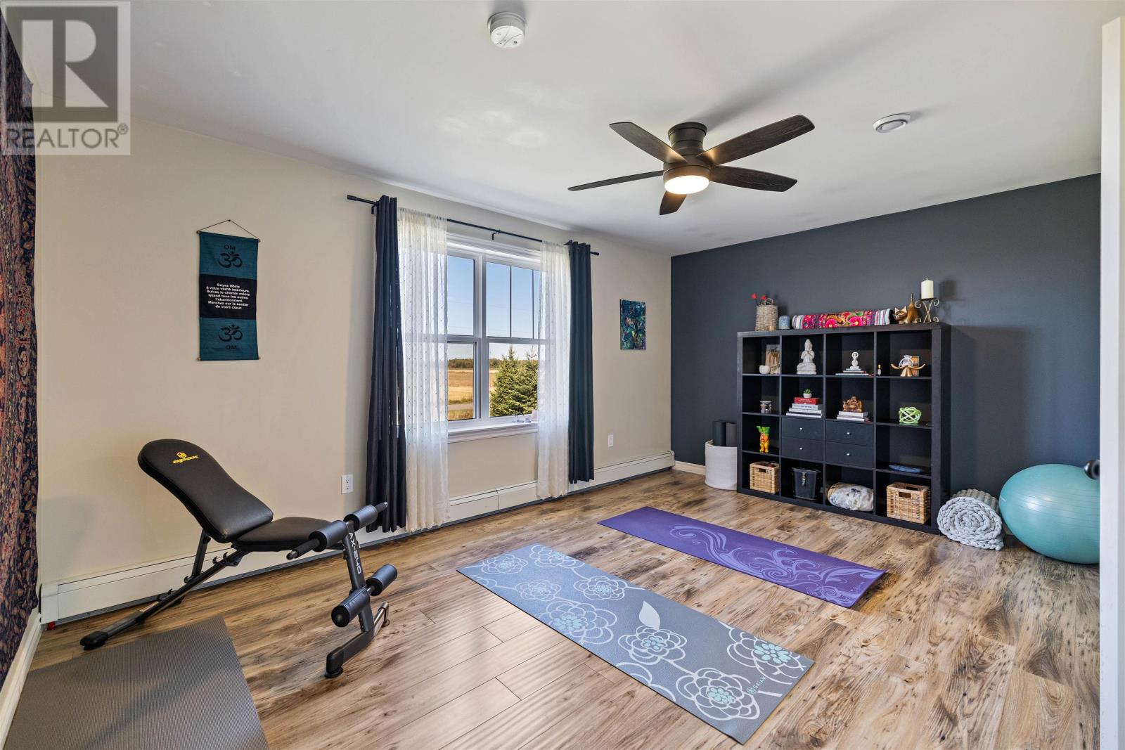 Single Family House for Sale in  BUCHANAN Road Mount Royal 