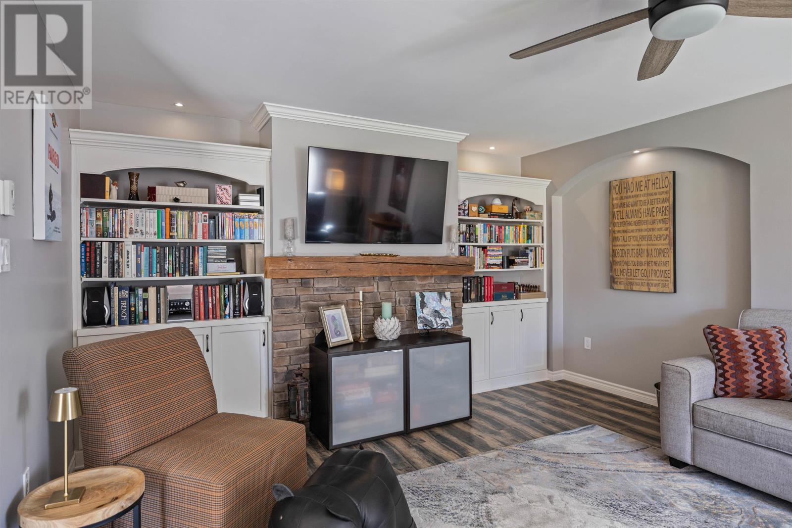 Single Family House for Sale in  BUCHANAN Road Mount Royal 