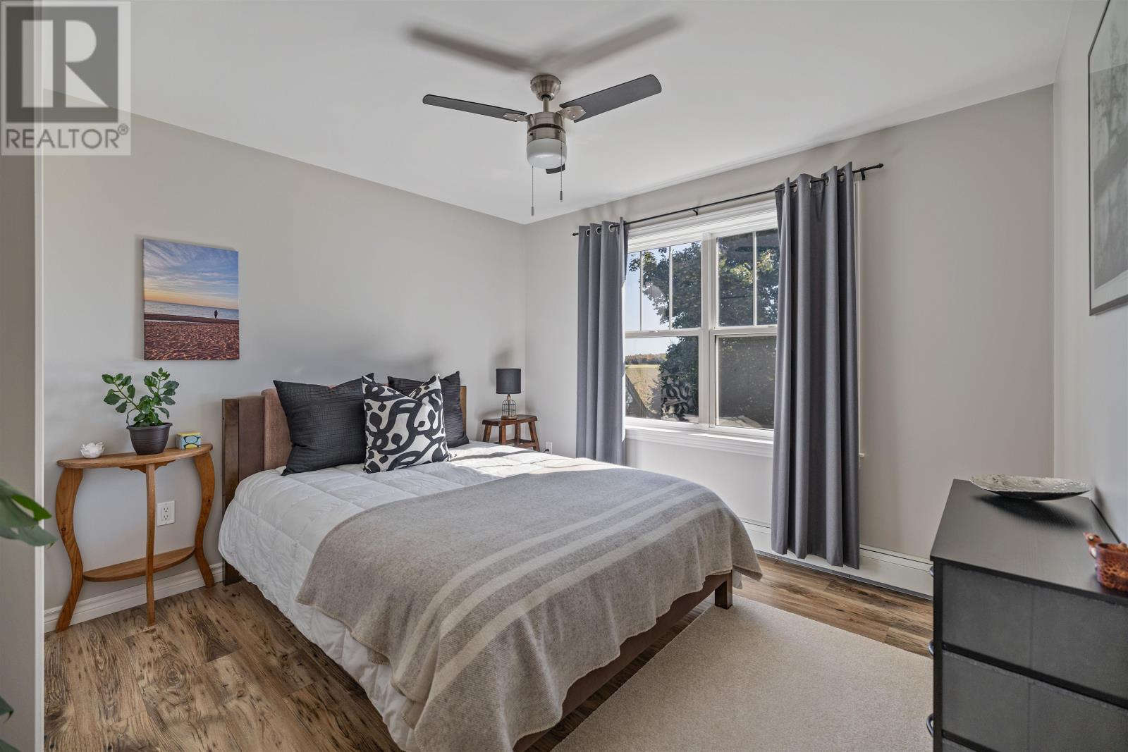 Single Family House for Sale in  BUCHANAN Road Mount Royal 