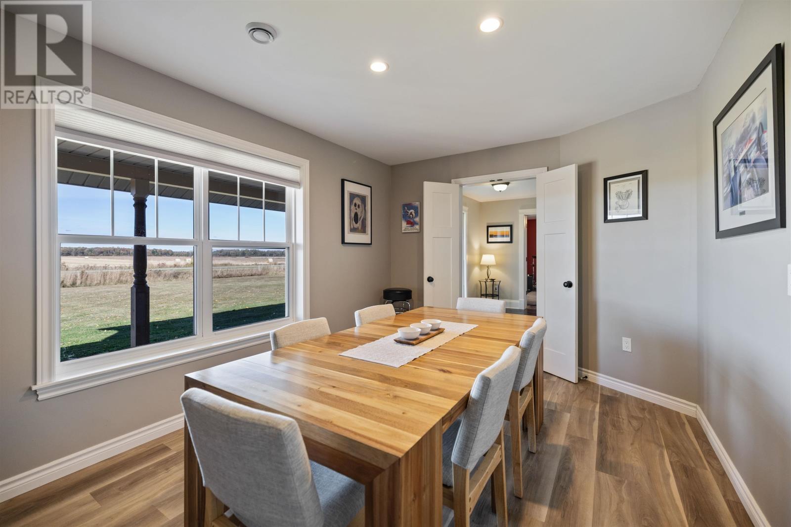 Single Family House for Sale in  BUCHANAN Road Mount Royal 