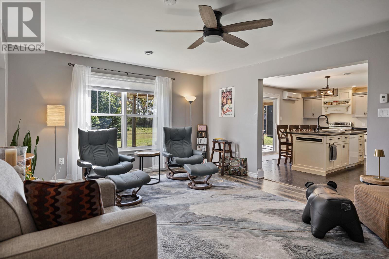Single Family House for Sale in  BUCHANAN Road Mount Royal 