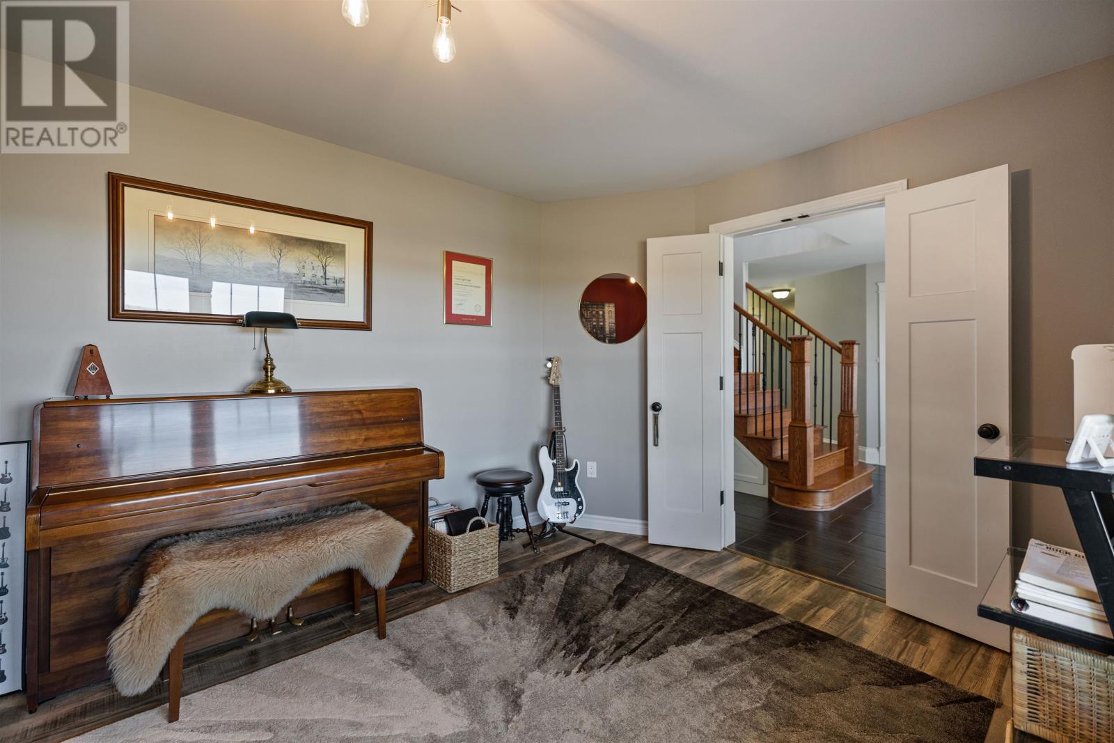 Single Family House for Sale in  BUCHANAN Road Mount Royal 