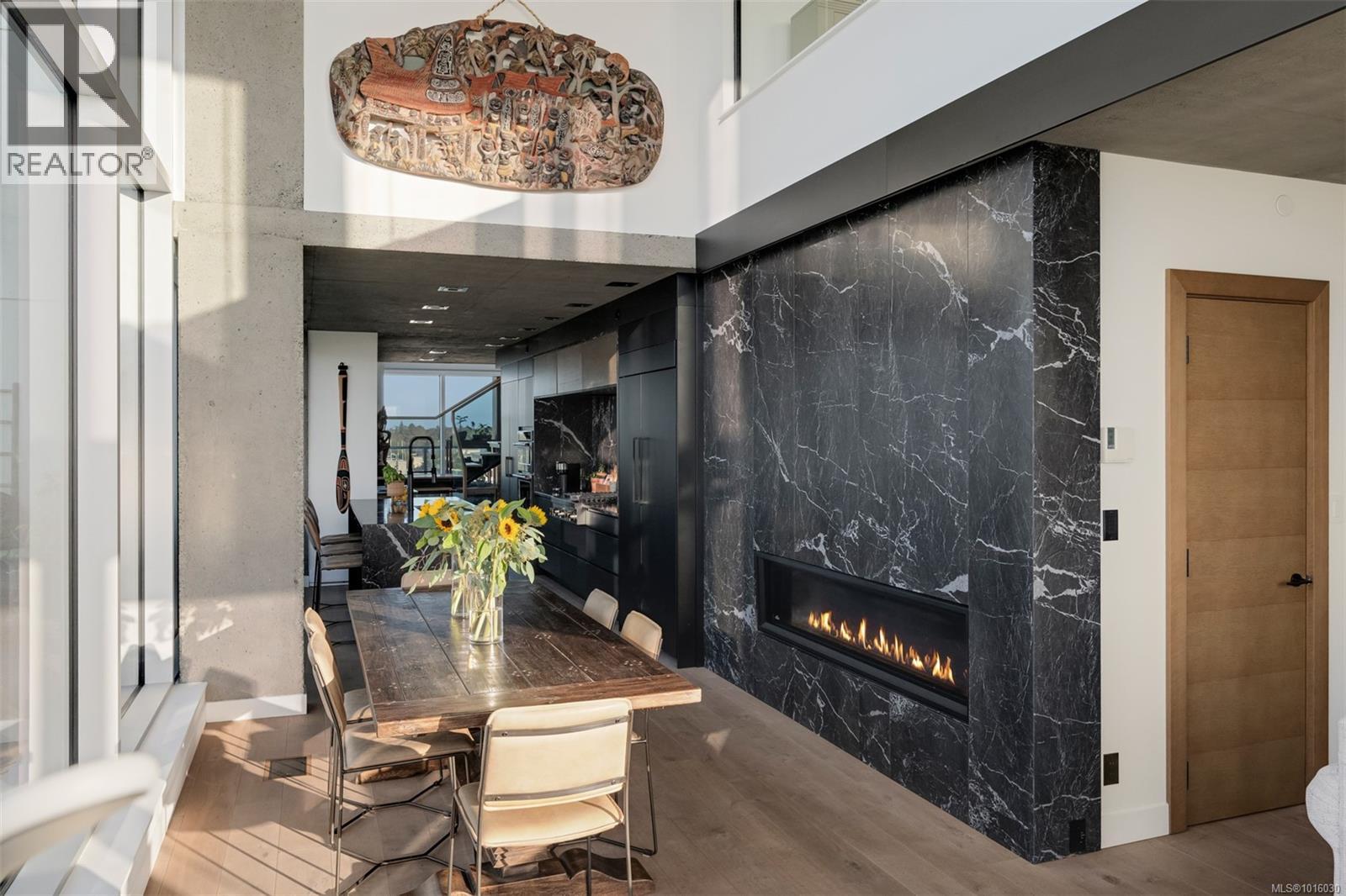 1702 989 Johnson Street, Victoria