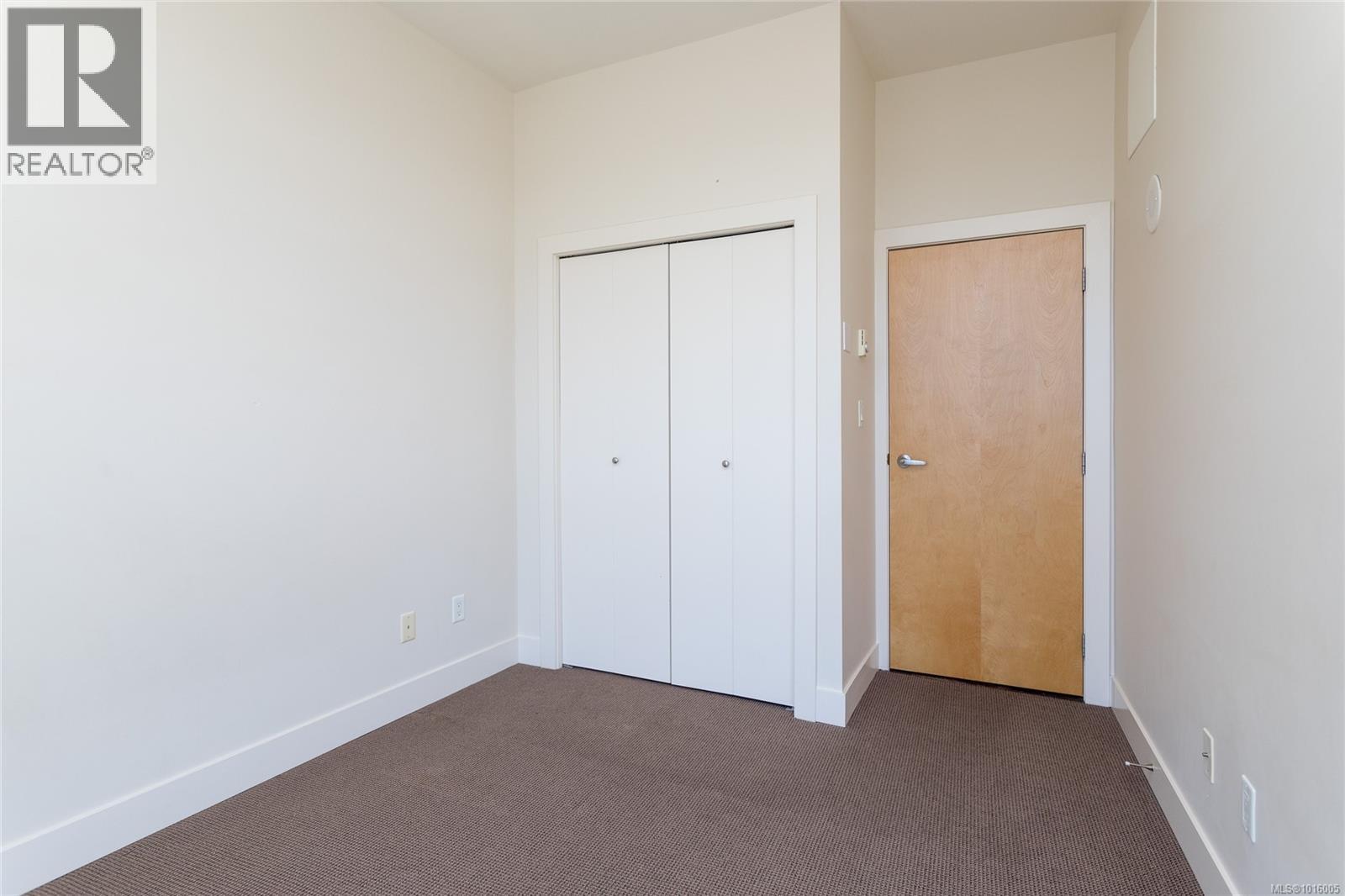 728 2745 Veterans Memorial Parkway, Langford