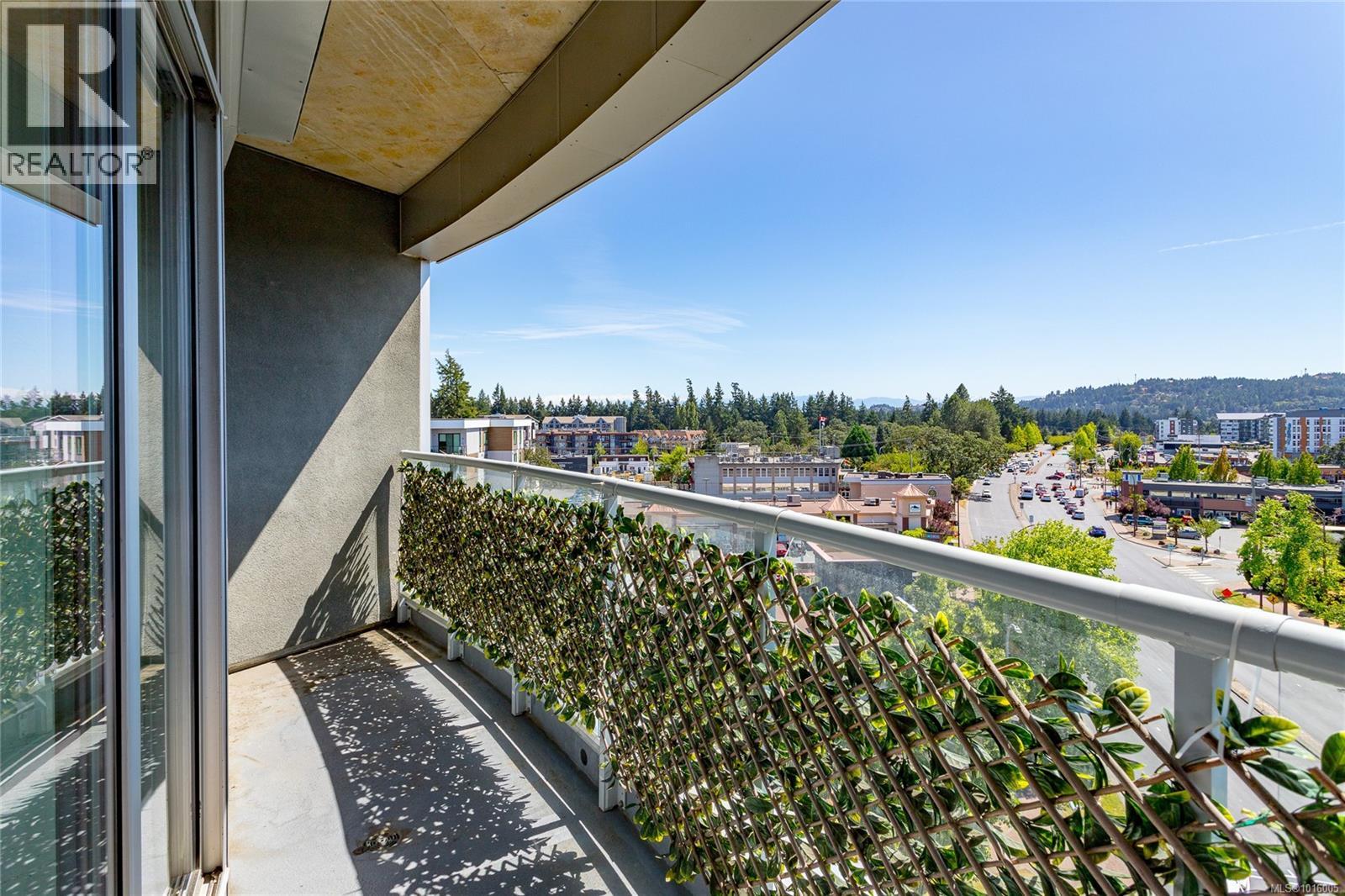 728 2745 Veterans Memorial Parkway, Langford