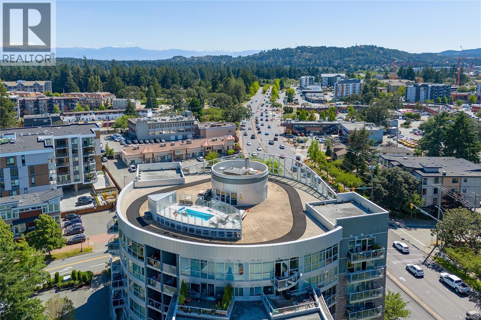728 2745 Veterans Memorial Parkway, Langford