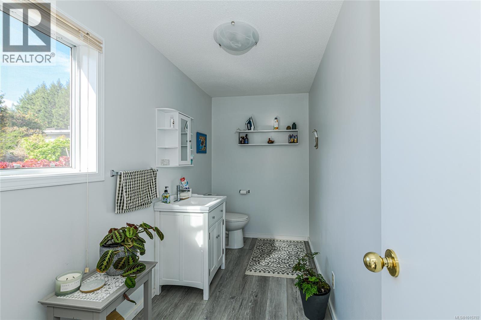 2084 135 Brinkworthy Road, Salt Spring