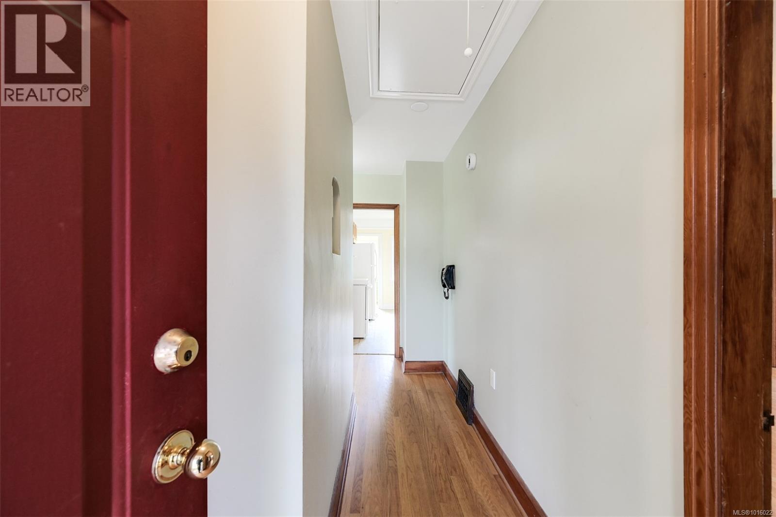  501 Lampson Street, Esquimalt