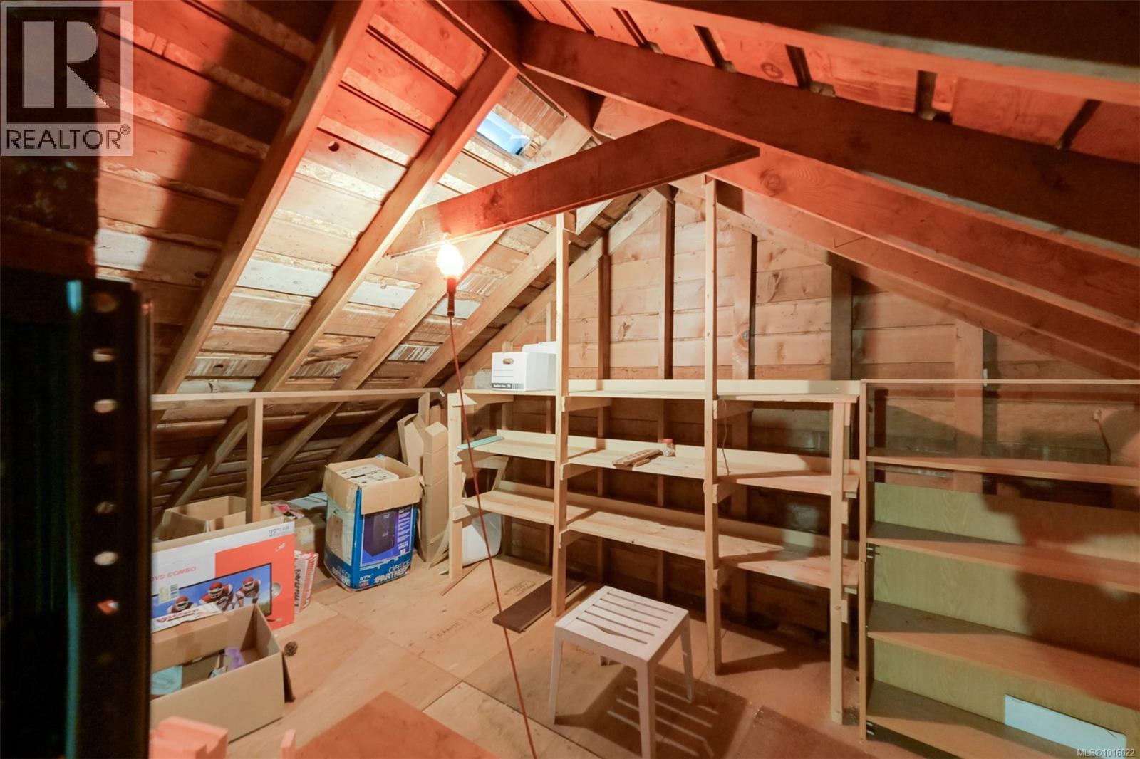  501 Lampson Street, Esquimalt