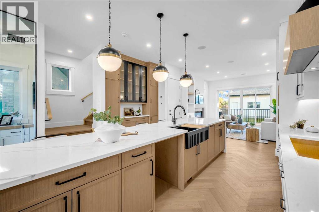 Single Family House for Sale in   Avenue NW Banff Trail Calgary 