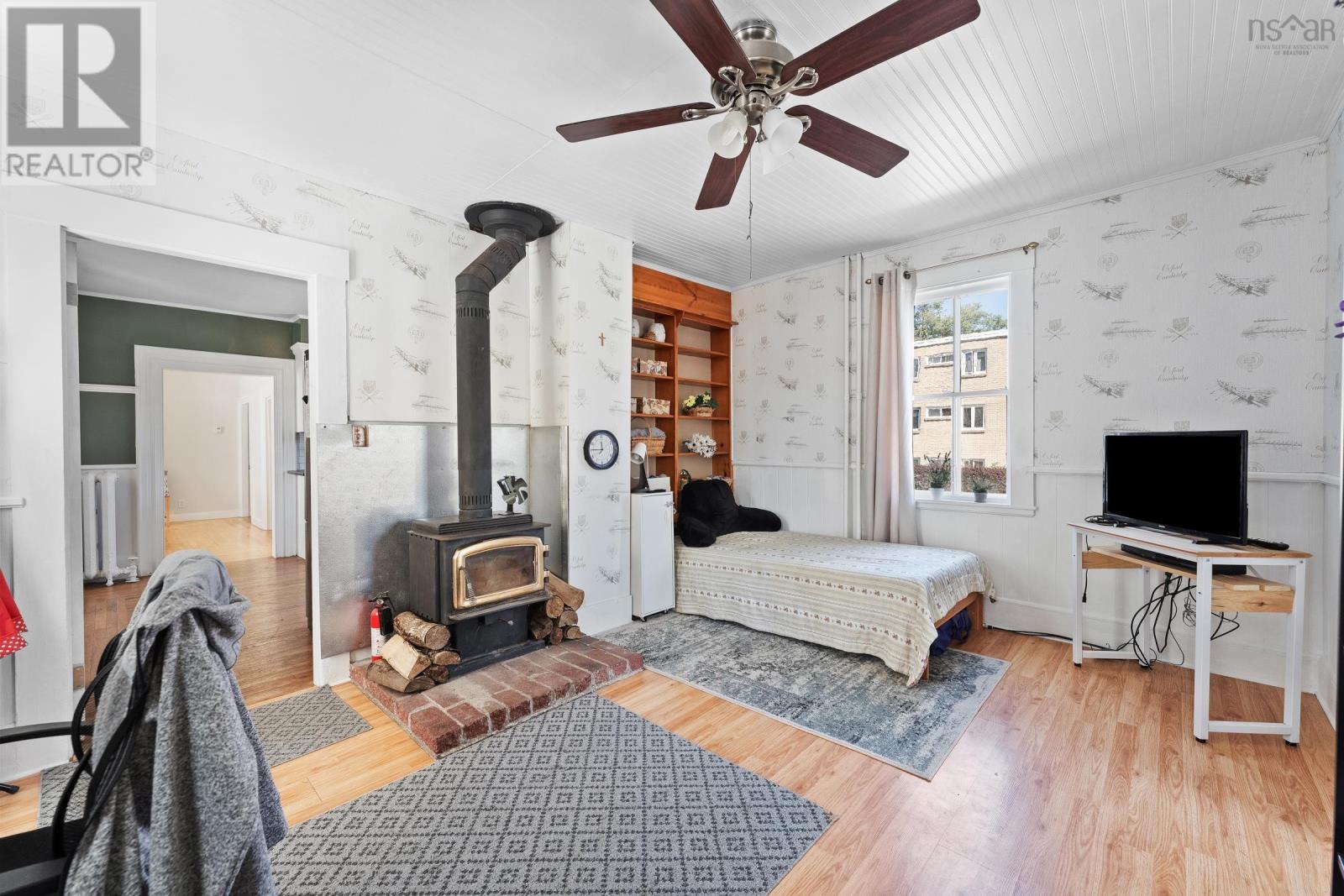 Property 24 of 49 of 15 Brunswick Street