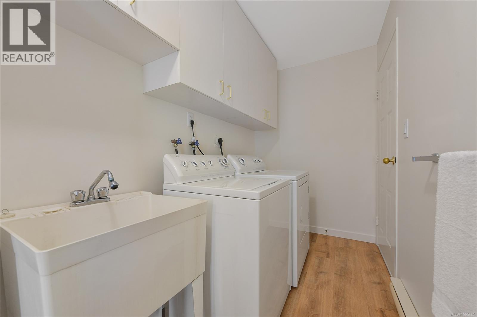  4372 Vanguard Place, Saanich