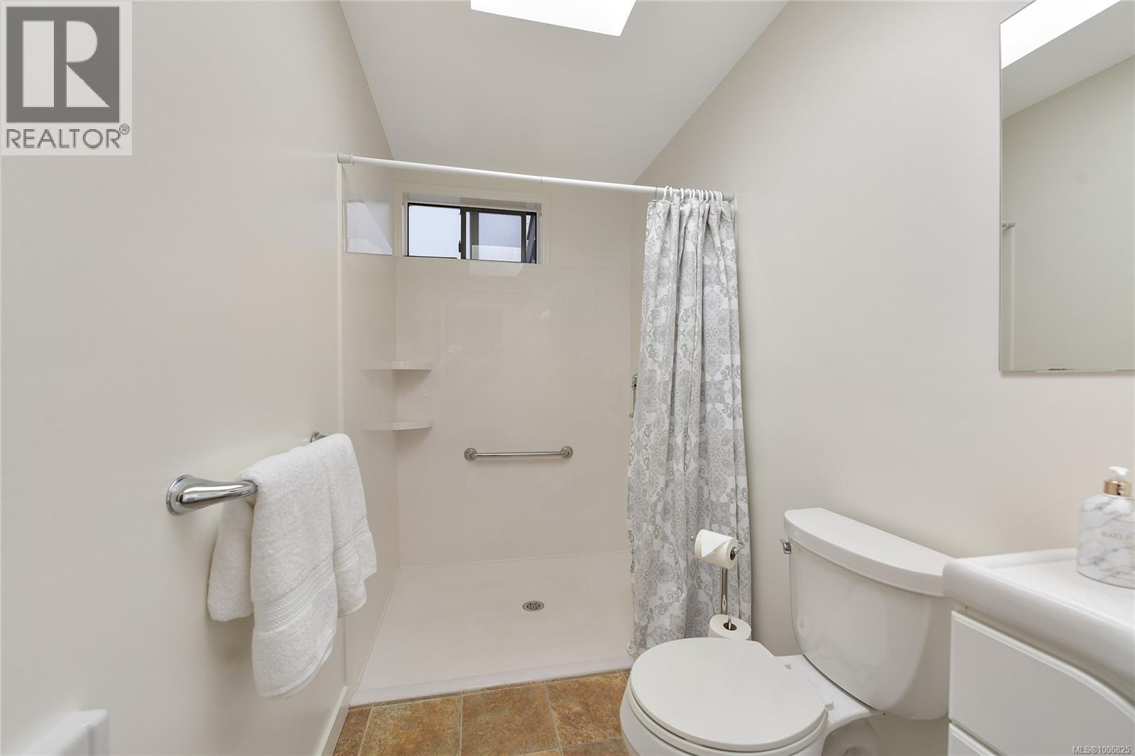  4372 Vanguard Place, Saanich