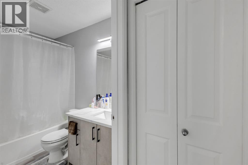 Single Family House for Sale in   Taradale Drive NE Taradale Calgary 