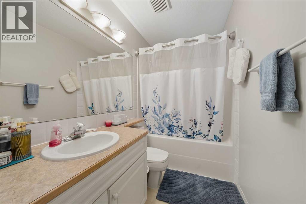 65 Asmundsen Avenue, Red Deer