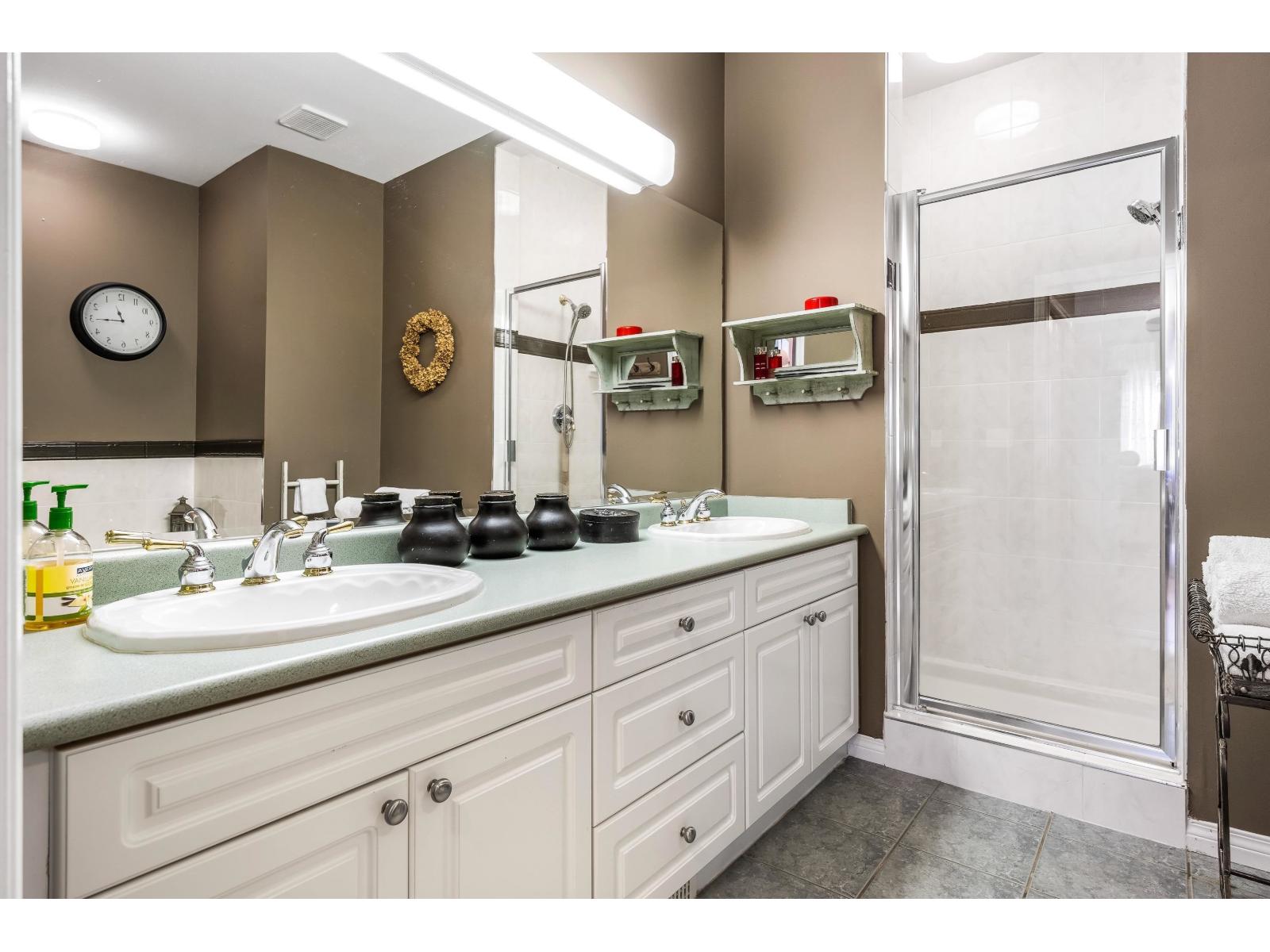 17 730 MCCOMBS DRIVE, Harrison Hot Springs, Harrison Hot Springs