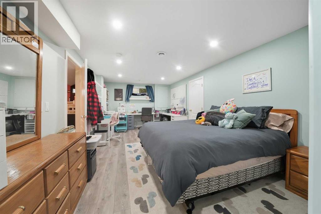 65 Asmundsen Avenue, Red Deer