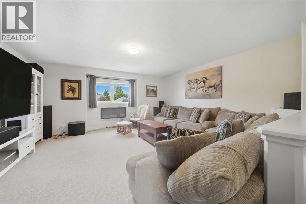 65 Asmundsen Avenue, Red Deer