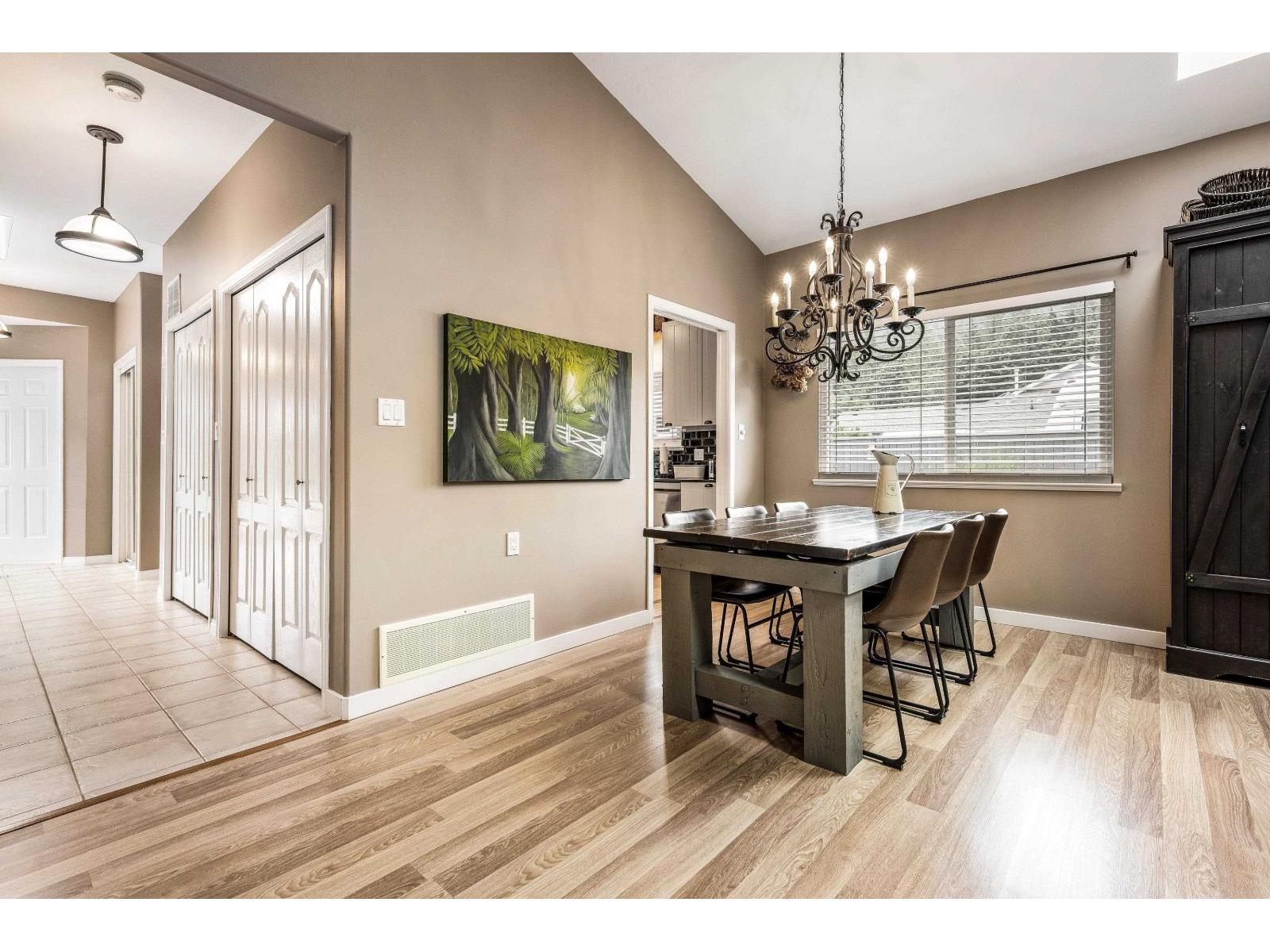 17 730 MCCOMBS DRIVE, Harrison Hot Springs, Harrison Hot Springs