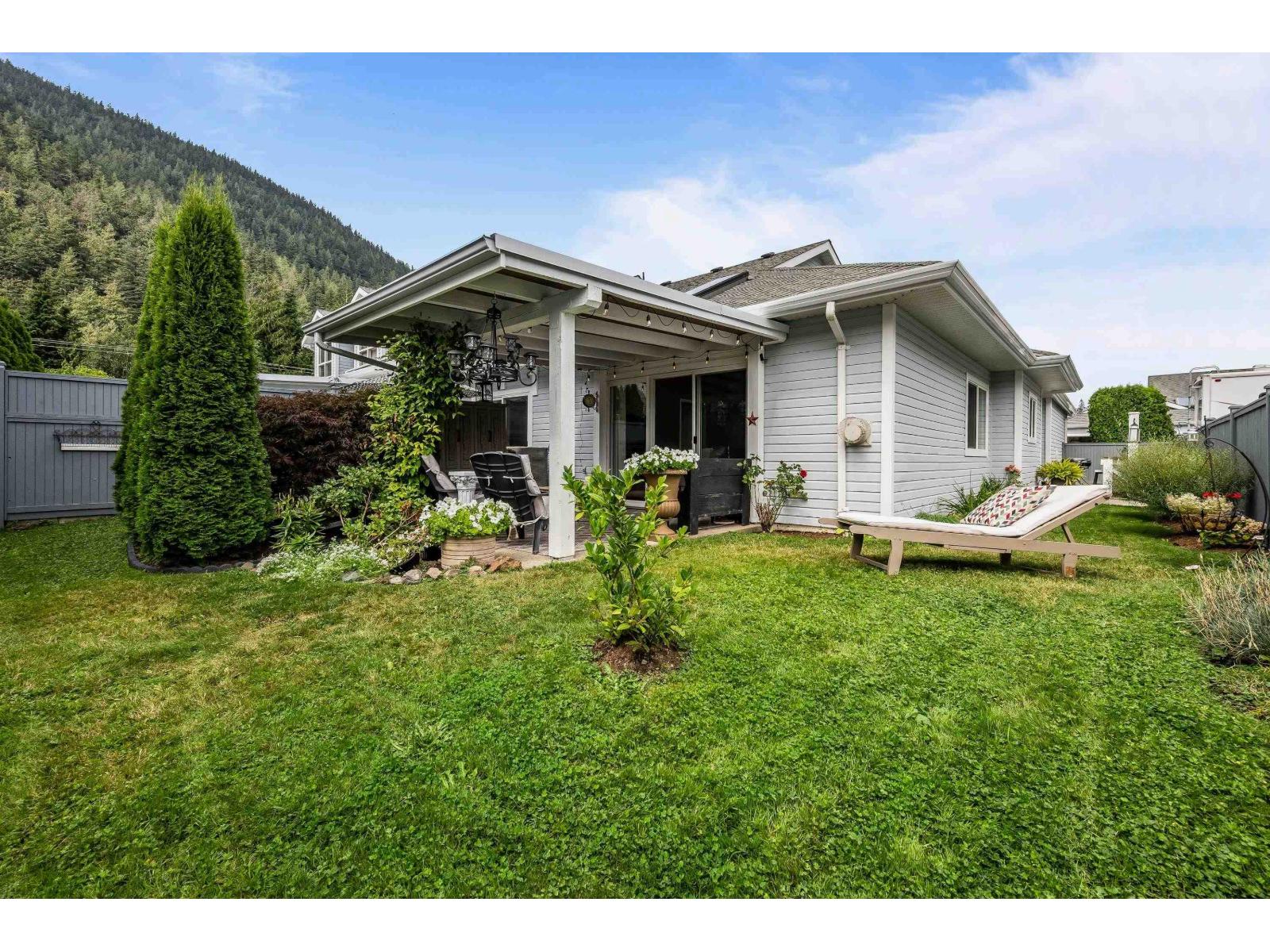 17 730 MCCOMBS DRIVE, Harrison Hot Springs, Harrison Hot Springs