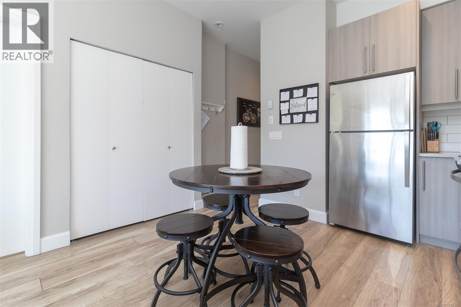 210 595 Pandora Avenue, Victoria