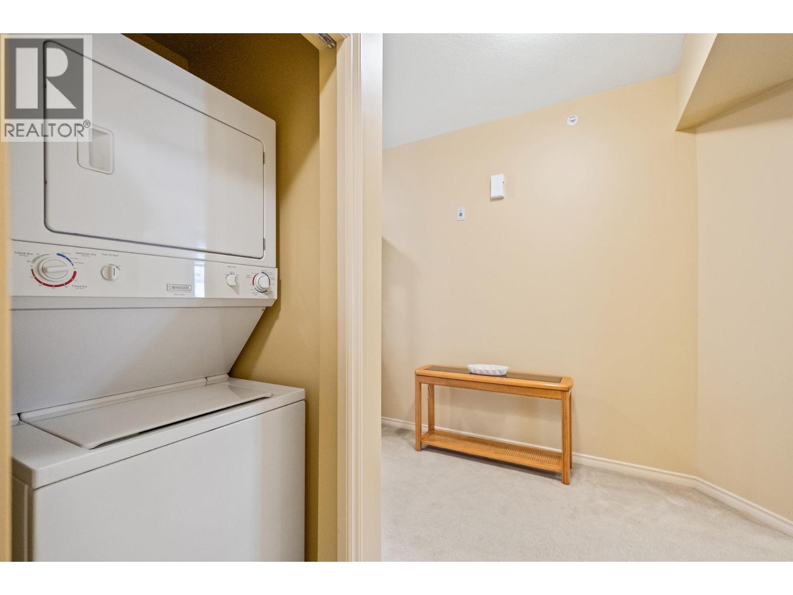 303 3570 Woodsdale Road, Lake Country