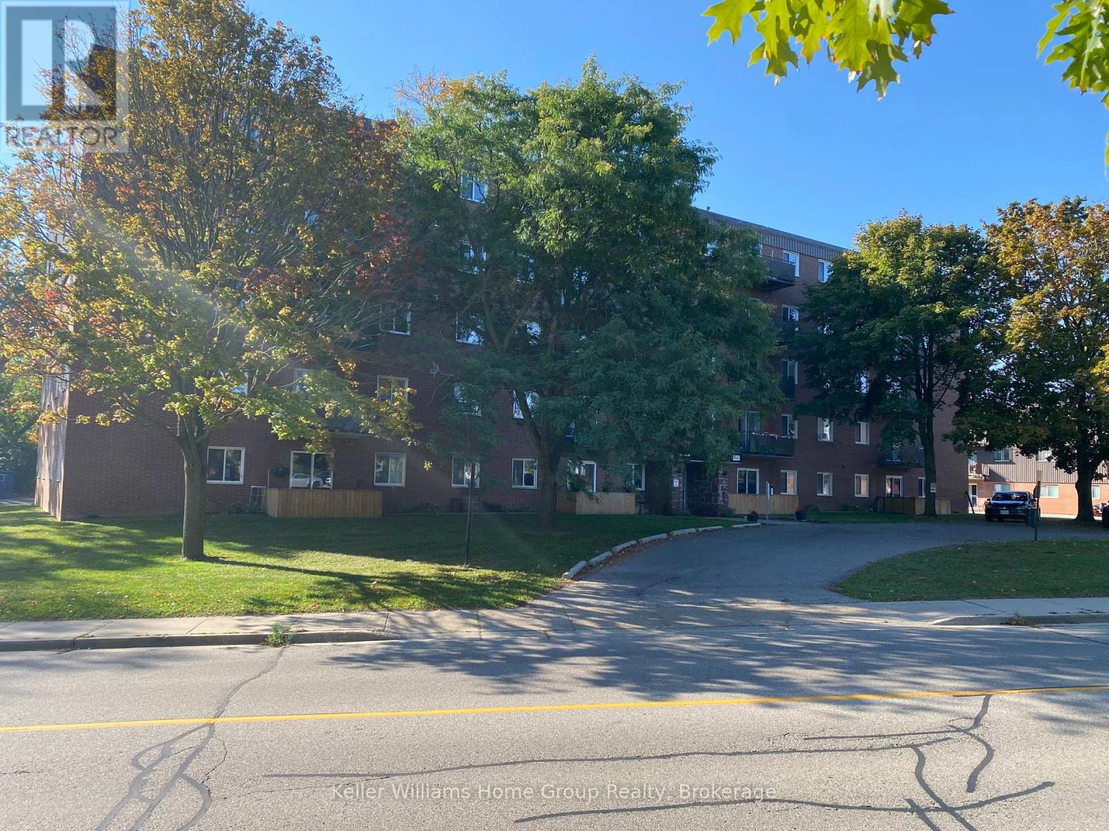 506 – 183 LISGAR AVENUE