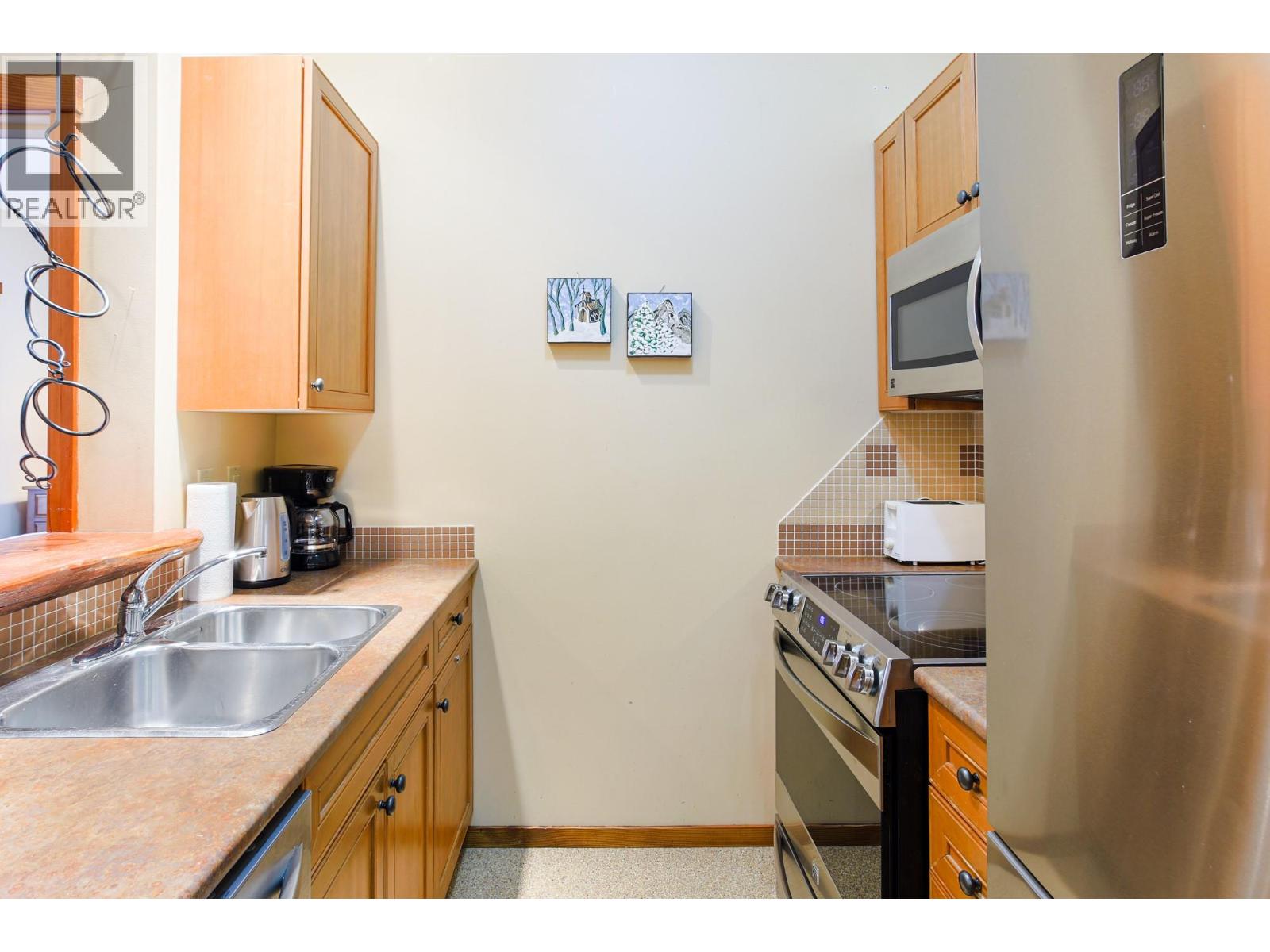 5258 Highline Drive Unit# 122, Fernie
