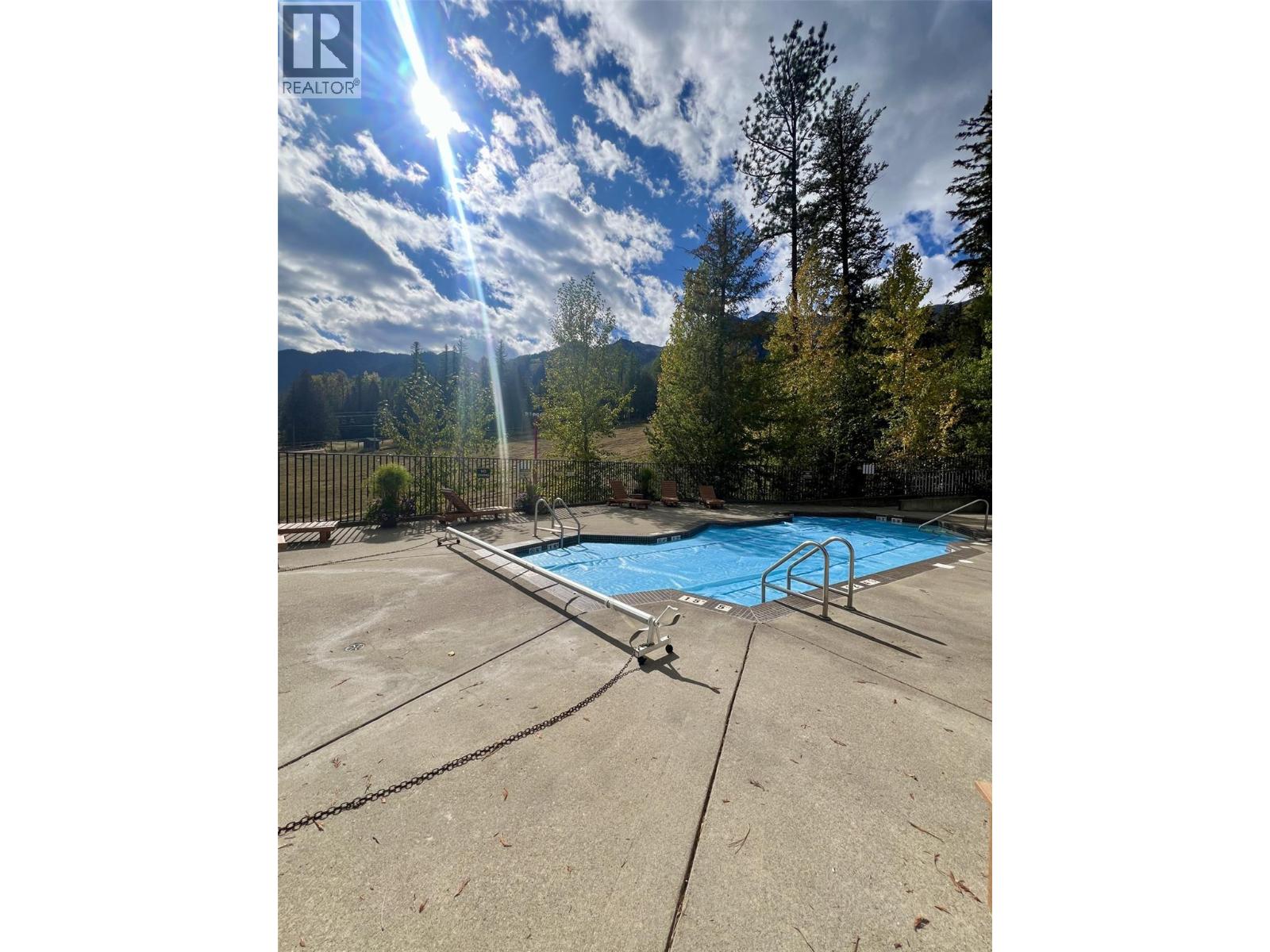 5258 Highline Drive Unit# 122, Fernie
