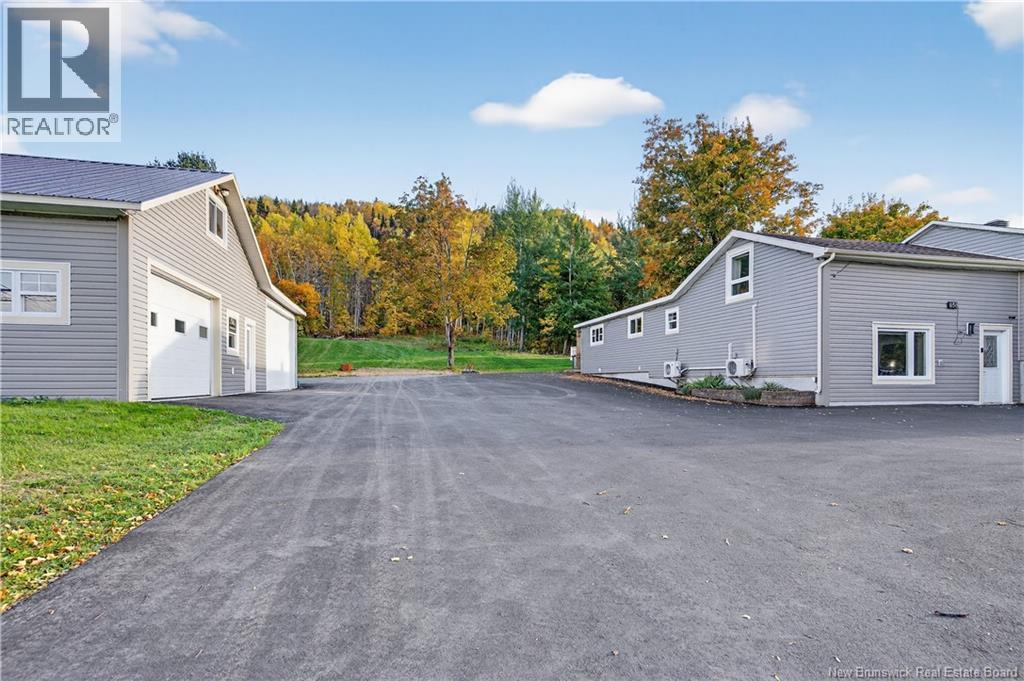 658 Vanier Street - Photo 4 of 50, Campbellton, New Brunswick