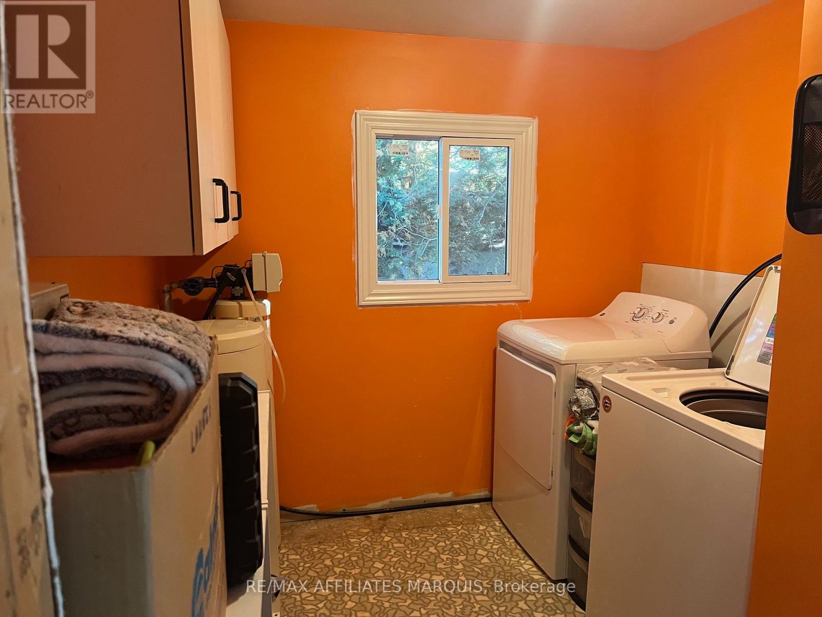 514 JASON STREET N - 10