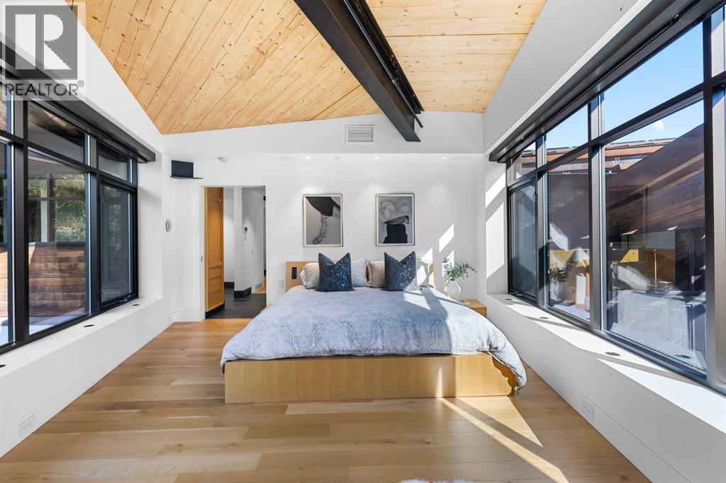 Single Family House for Sale in  Montreal Avenue SW Upper Mount Royal Calgary 