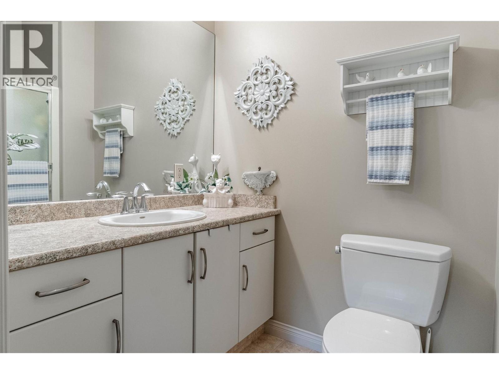  6676 OXBOW Crescent, Oliver