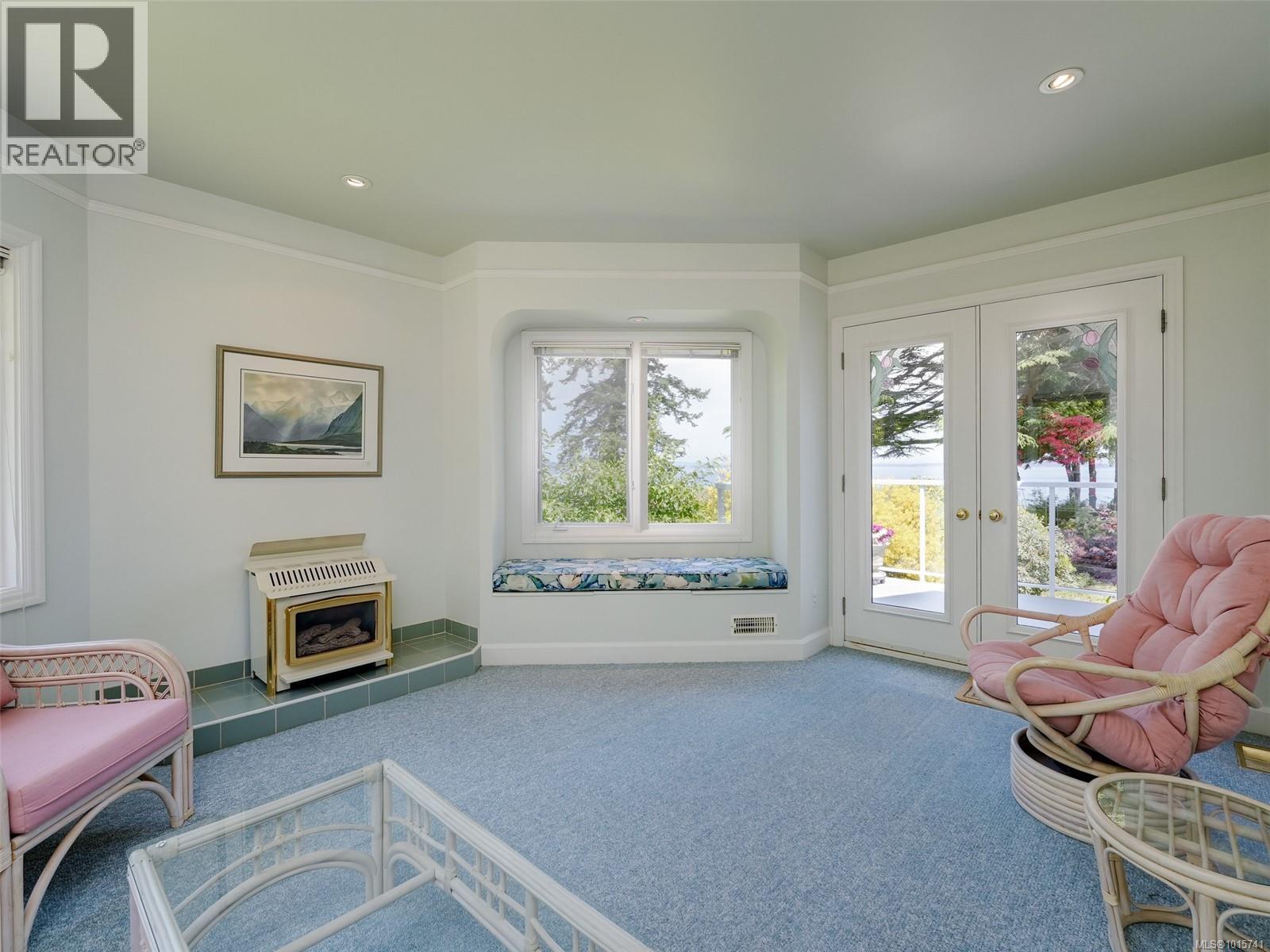  4590 Torquay Drive, Saanich