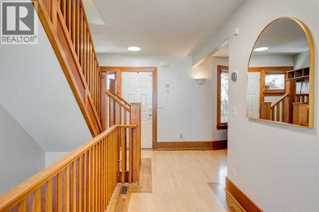 Single Family House for Sale in   Avenue SW South Calgary Calgary 