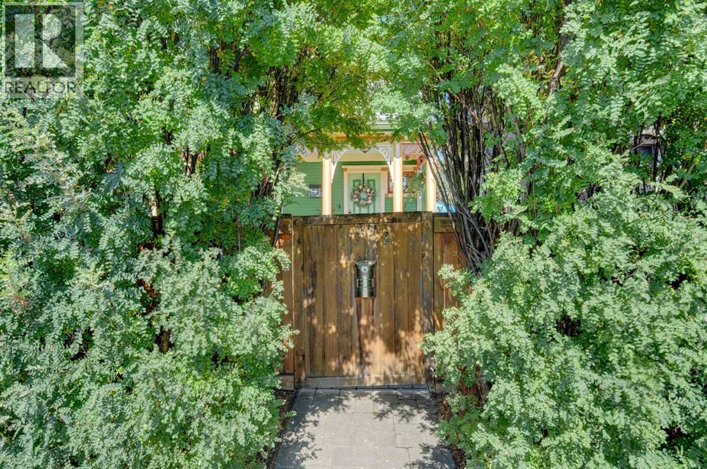 Single Family House for Sale in   Avenue SW South Calgary Calgary 