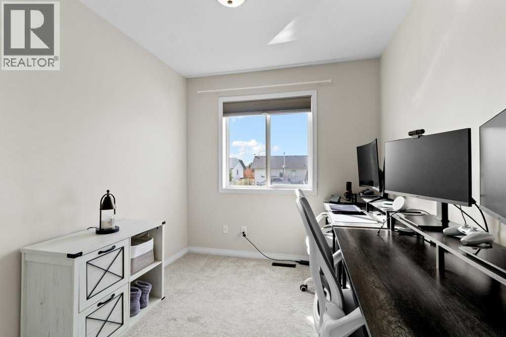 33 Donlevy Avenue, Red Deer
