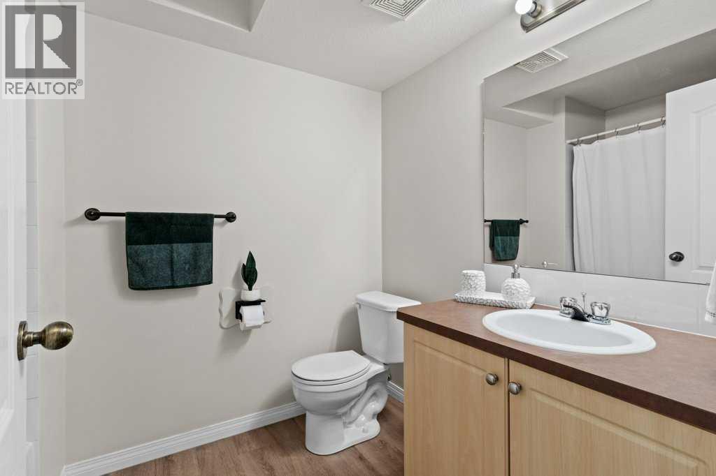 33 Donlevy Avenue, Red Deer
